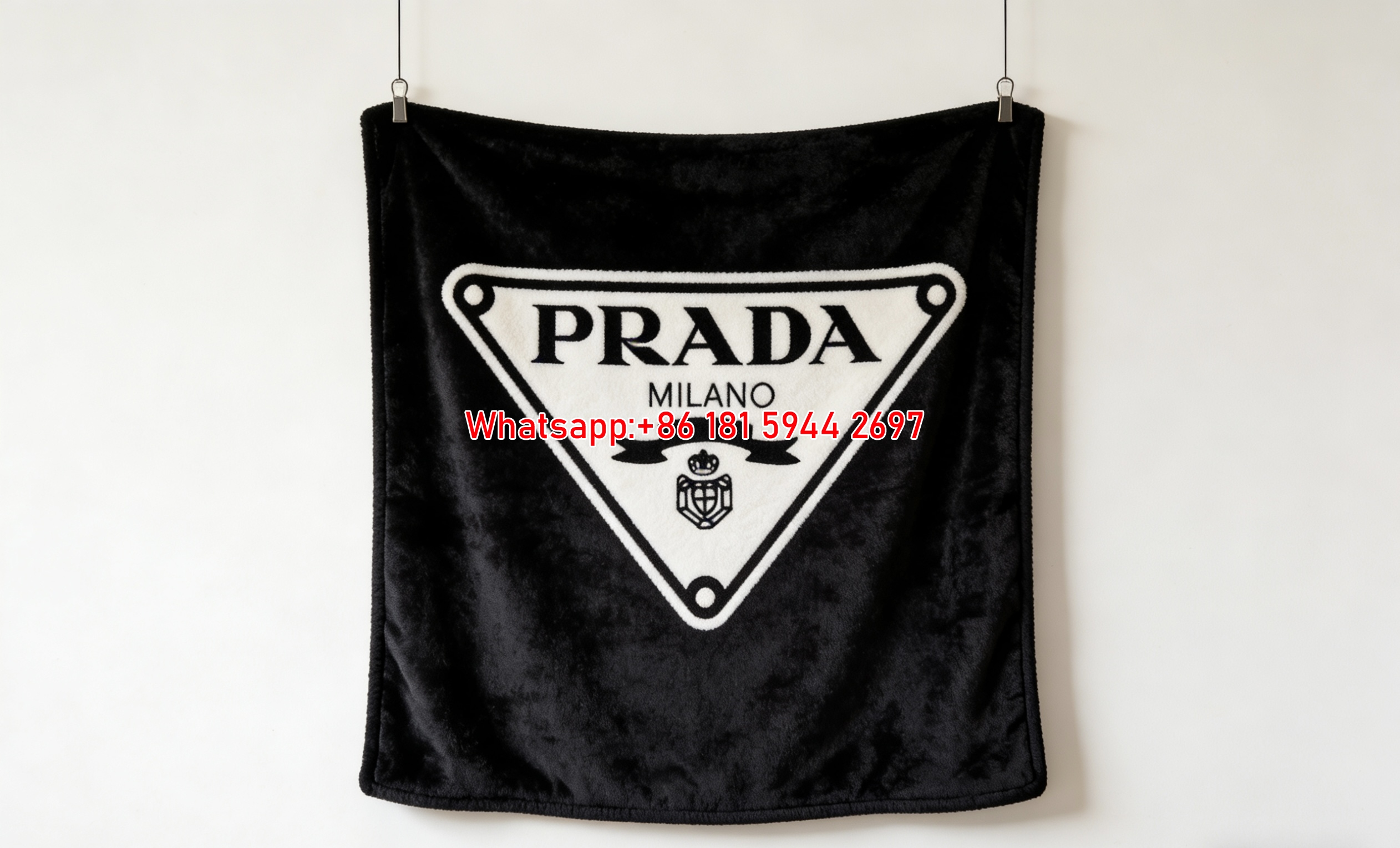 Prada Milano Iconic Triangle Logo Black White Flannel Throw Blanket Luxury Designer Printed Sofa Cover Blanket IMG_2651